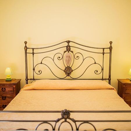 B&B Villa Maristella Lipari  Eksteriør billede