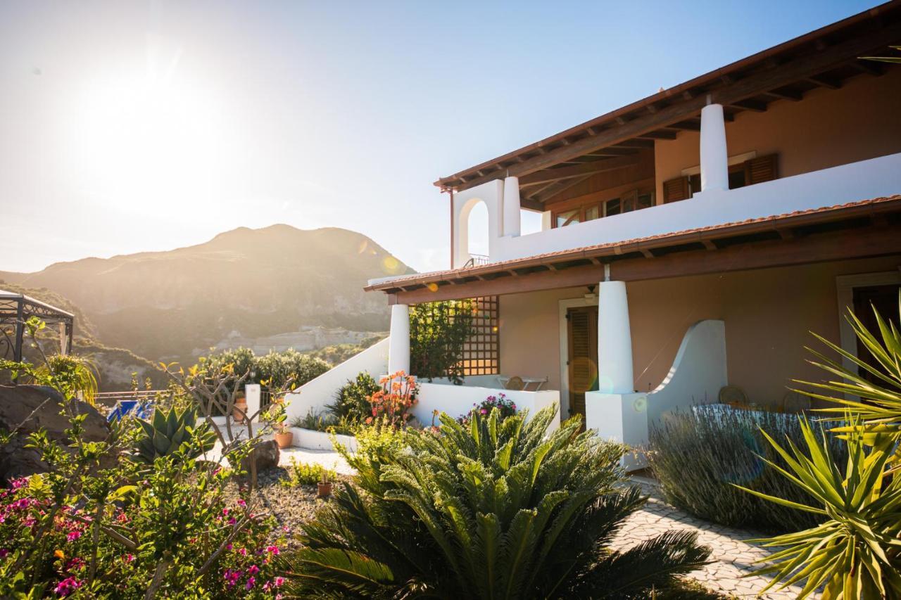 B&B Villa Maristella Lipari  Eksteriør billede