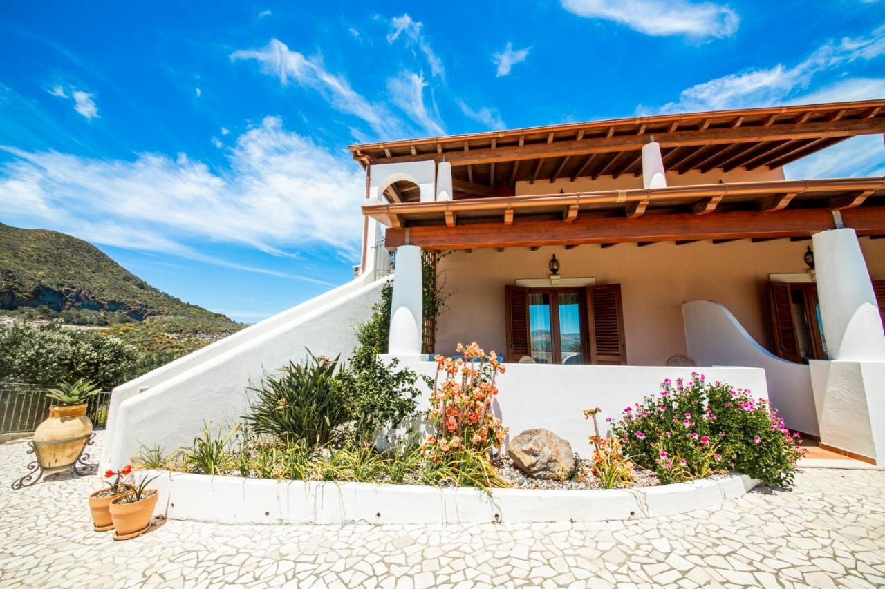 B&B Villa Maristella Lipari  Eksteriør billede