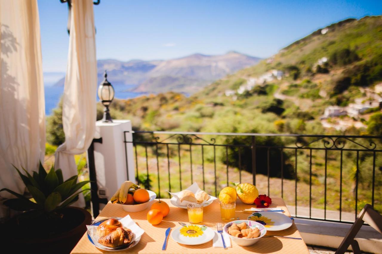 B&B Villa Maristella Lipari  Eksteriør billede