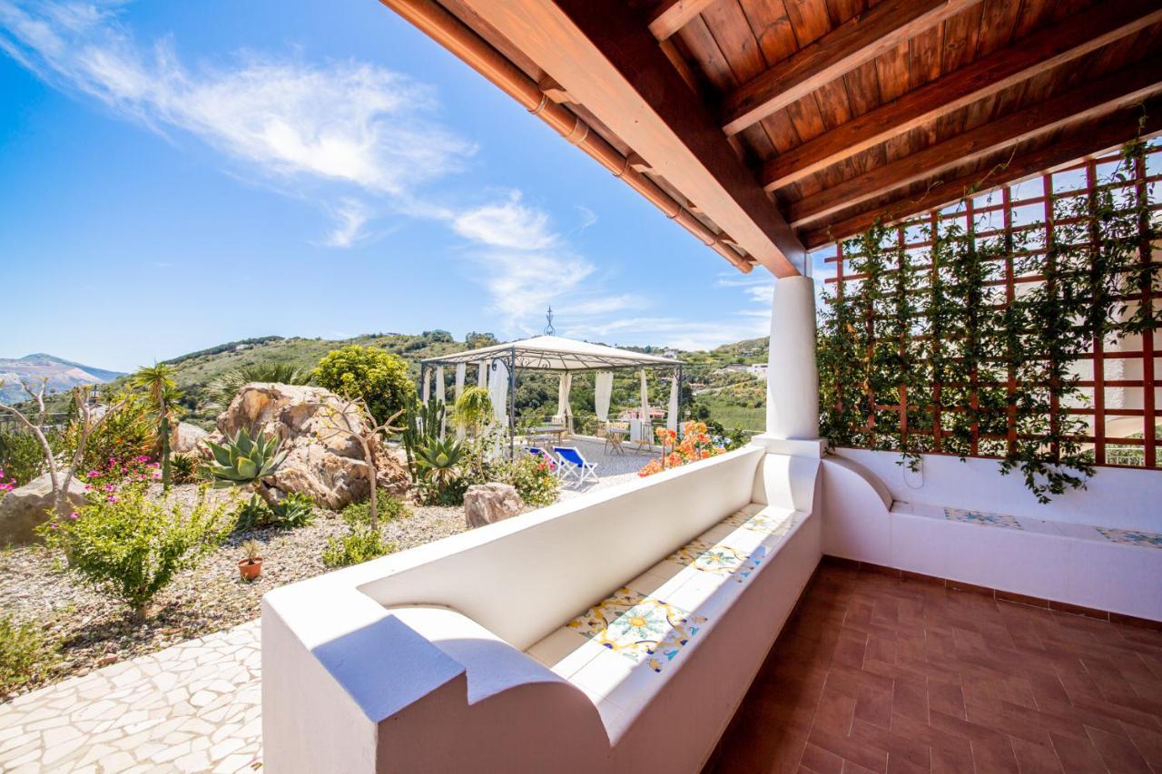 B&B Villa Maristella Lipari  Eksteriør billede