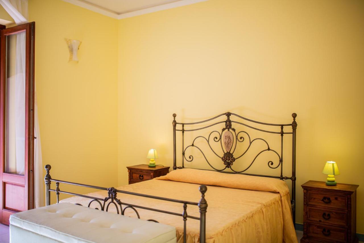 B&B Villa Maristella Lipari  Eksteriør billede