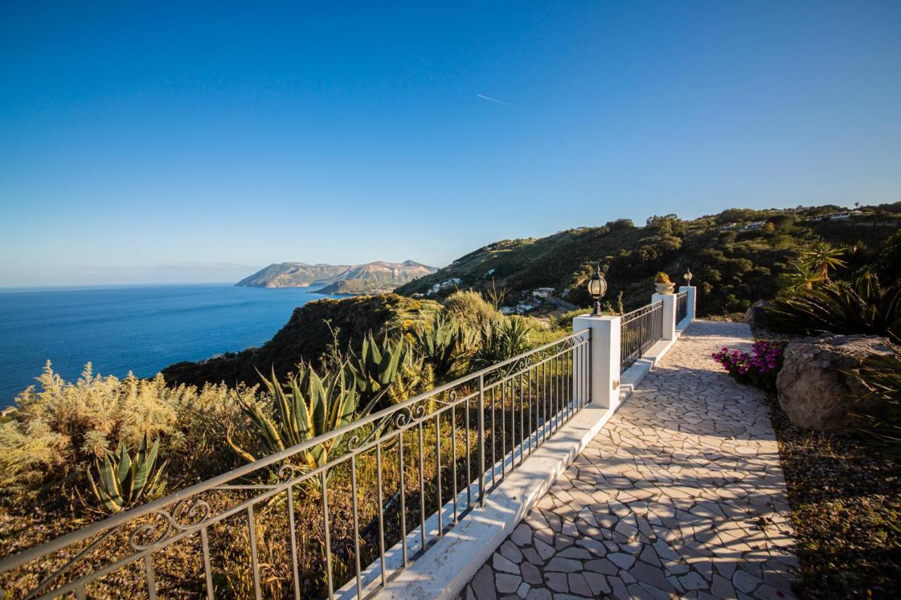 B&B Villa Maristella Lipari  Eksteriør billede